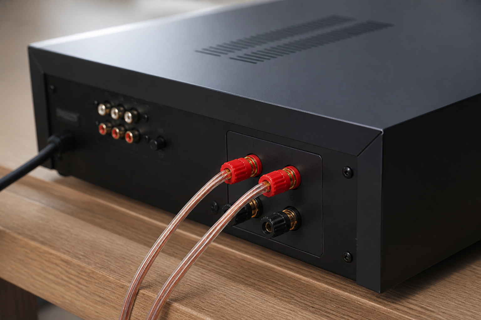 Amplifier and speaker wire connections
